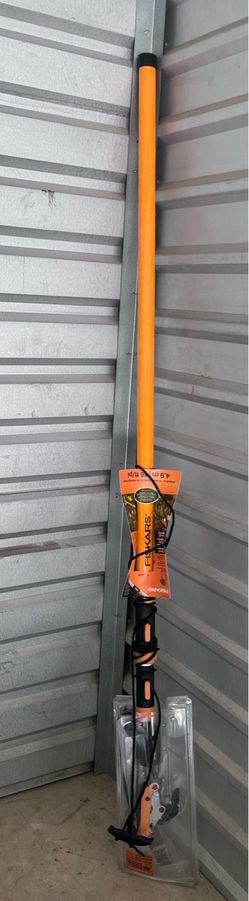 Fiskars Extendable Pole Saw & Pruner