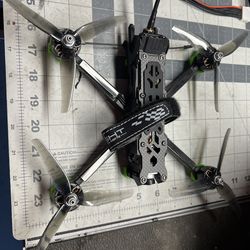 Iflight Nazgul 5” fpv quadcopter with tbs crossfire