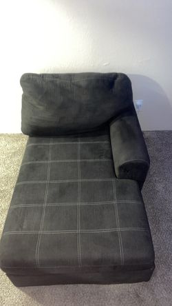 right-arm facing (RAF) chaise sectional lounge piece