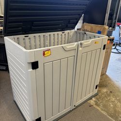 Outdoor Storage Box New Assembled 
