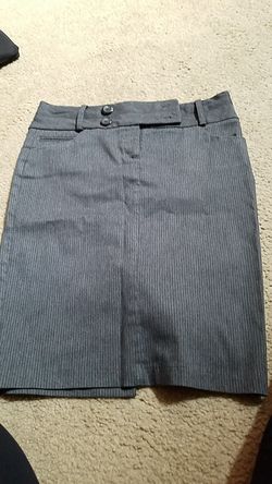 Pencil Grey pin strips skirt. Large