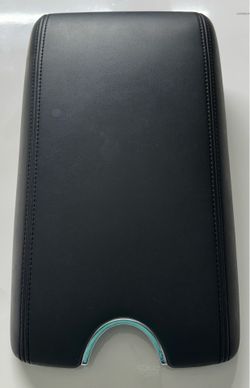 08-12 Infiniti EX35 Armrest / Center Console Lid Black