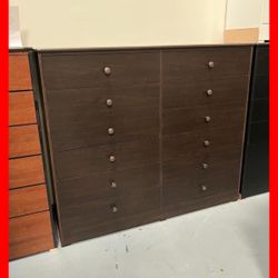 Dresser/ Twelve drawers dresser