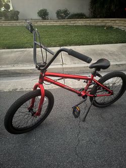 Mongoose Legion BMX Bike, Hi-Ten Steel Frame, 25x9T, 36x16T or 40x16T Gearing