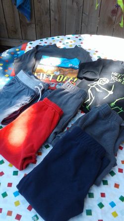 2 Long sleeve T size 4T & 5 pants size 3T