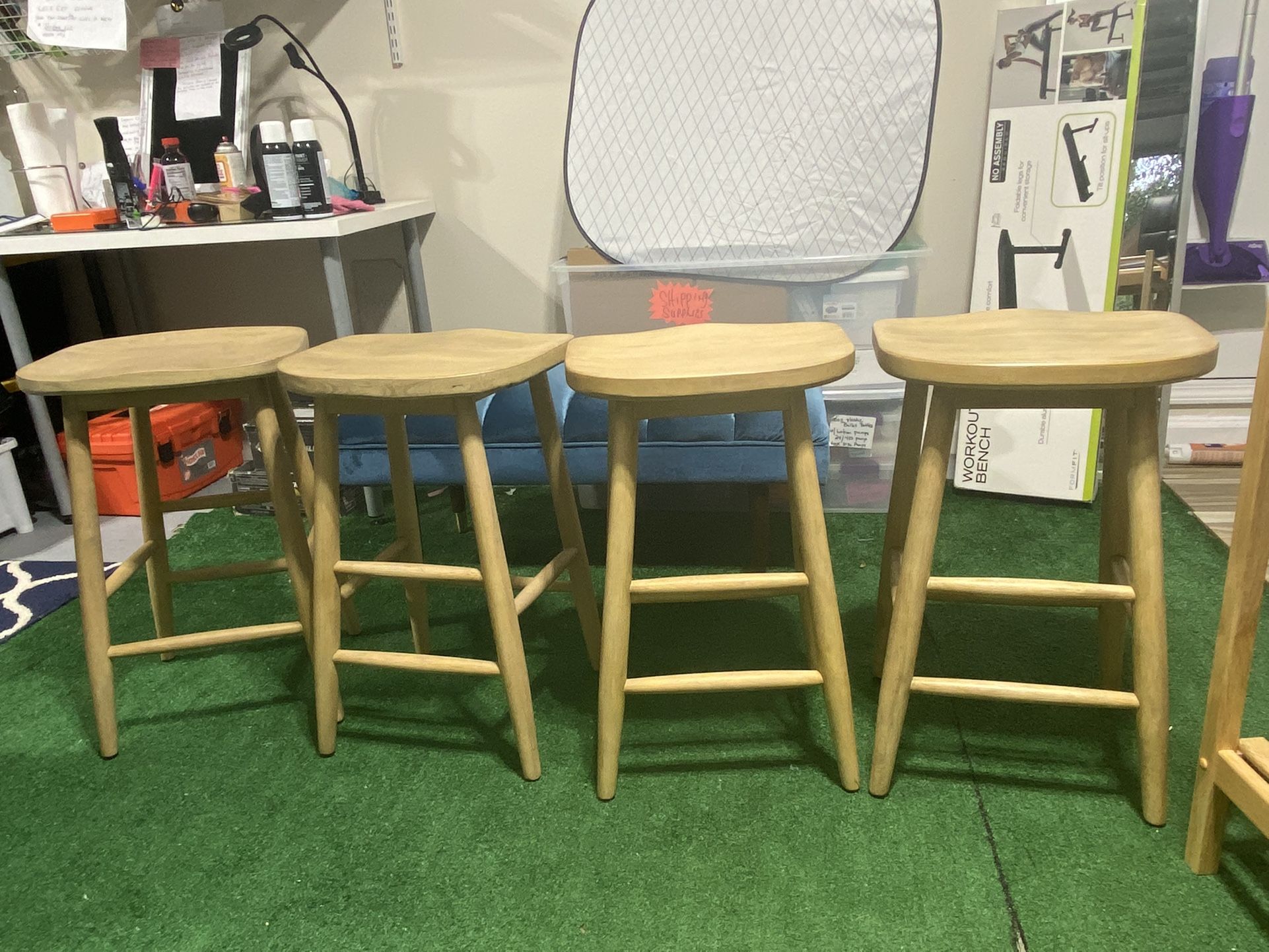 Set Of 4 Wooden Bar Stools 