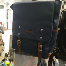 Messenger Style Pouch