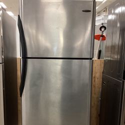 Frigidaire Top Freezer Refrigerator
