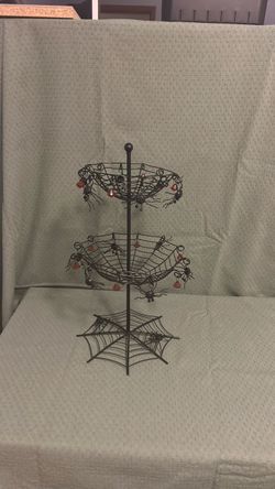 Halloween Spider web wire basket