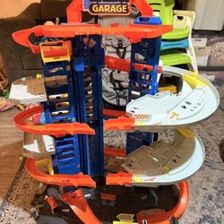 Hot Wheels Ultimate Garage