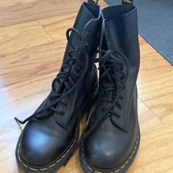 Black Original Women Dr. Martens 1460
