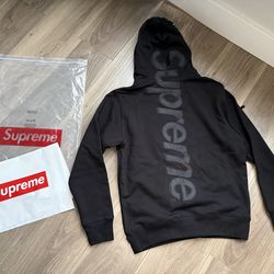 Supreme hoodie