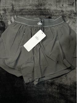 Alo  short falda