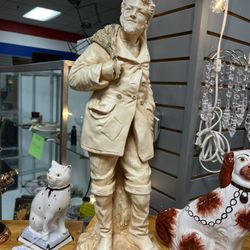 Vtg-Marwai  Chalkware Statue
