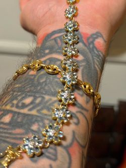 Amazing 🤩!! 💎 Aquamarine & White Sapphire Floral Bracelet – Gold-Plated 925 Sterling Silver – 8” !