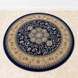 Beautiful Round Oriental Area Rug – 5’3” – Excellent Condition