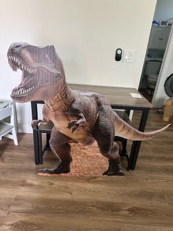 Dinosaur cutouts 3-4ft