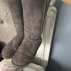 Grey Uggs