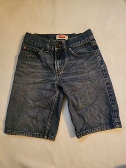 Levi shorts