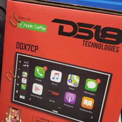 DS18 Apple Carplay Stereo Bluetooth Touchscreen 