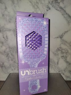 Brand NEW!!! 🆕 UnBrush-Glitter Collection - Hair Accessory(((PENDING PICK UP)))