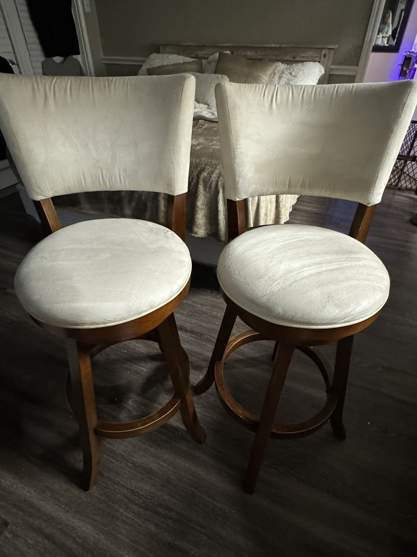 Cream Bar Stools