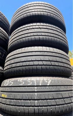 235/55/19 Pirelli set de llantas usadas en buenas condiciones las 4