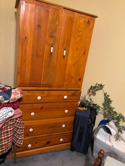 Wood Entertainment Cabinet in La Grange