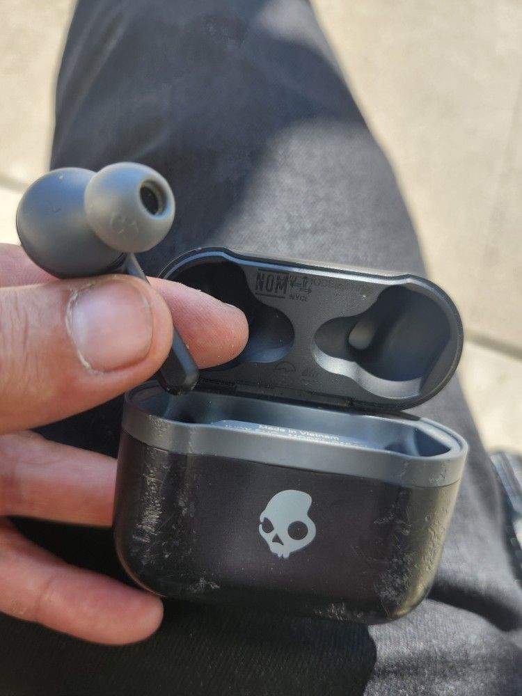 SkullCandy Headphone Left Only