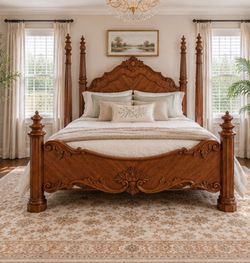 King bed frame comes with free mattress And box spring