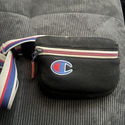 Men’s Champion Side Bag Used 12$