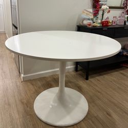 IKEA DOCKSTA Dinning Table 