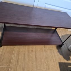 (Move TODAY! !!) $25  Rolling TV Stand