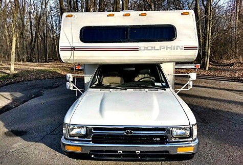 Photo TOYOTA 1992 Dolphin VERY NICE CAMPER