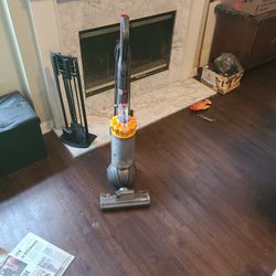 DC40 Dyson upright vacuum cleaner