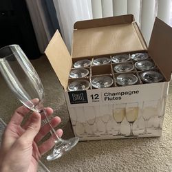 $10 - Box Of 12 Champagne Flutes
