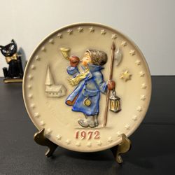 M.J.Hummel Second Annual Plate 1972 Hear Ye Hear Ye No Box