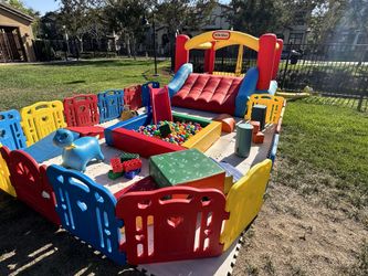 SOFT PLAY - Ball Pit