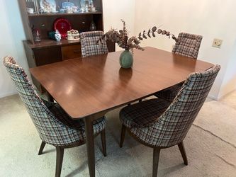 Mid-Century Modern Dining Set - Table & 4 Tweed Chairs