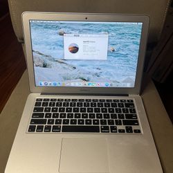 2013 MACBOOK AIR 1.8GHz INTEL i5 CORE 4GB RAM 128GB SSD Normal Battery 13 inches COMES WITH CHARGER 