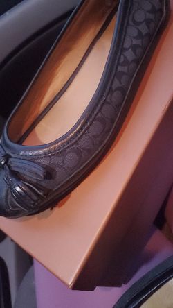 Coach flats