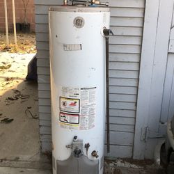 GE  Gas Water Heater