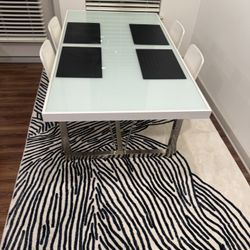 ($225) Modern Dining Table Set