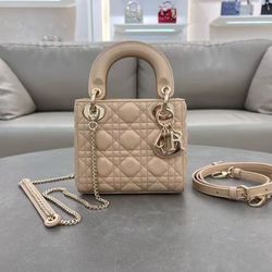 dior purse 
