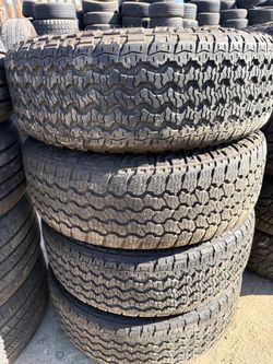 265/70r18 Goodyear tires en excelentes condiciones de vida las 4