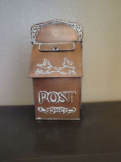 Mail box