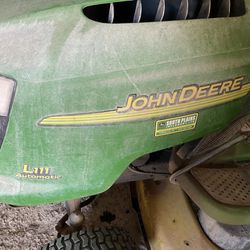 John Deer Lawn Mower