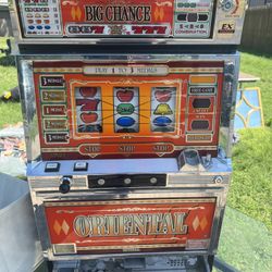 Like New Slot Machine ….. REAL…..Uses Quarters Or Tokens