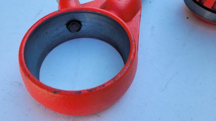 Ridged 1 1/2 Pipe Threader