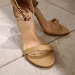 Heels (Taupe) 